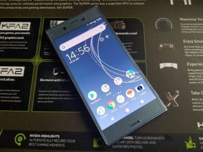 Лот: 16429577. Фото: 1. Смартфон Sony Xperia XZs 1-sim... Кнопочные мобильные телефоны