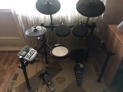 Лот: 14355627. Фото: 1. Alesis dm8+cobra. Ударные