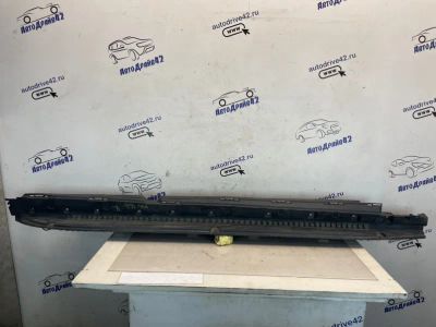 Лот: 23910624. Фото: 1. Кронштейн порога Mercedes-Benz... Двигатель и элементы двигателя
