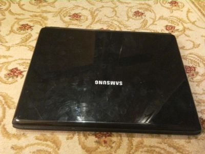 Лот: 9215211. Фото: 1. Рабочий Двухядерный ноутбук Samsung... Ноутбуки