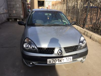 Лот: 11589072. Фото: 1. Рено симбол Renault Symbol 2002. Автомобили