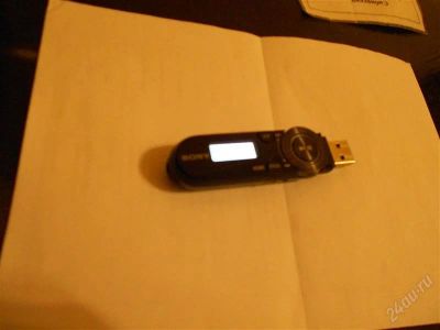 Лот: 1230352. Фото: 1. mp3 плеер sony walkman 1 gb. Другое (аудиотехника)