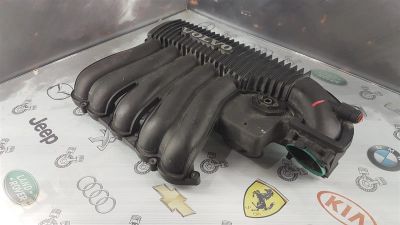 Лот: 23591450. Фото: 1. Коллектор впускной Volvo C30 B5244S4... Двигатель и элементы двигателя