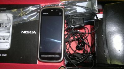 Лот: 3092446. Фото: 1. nokia 5228 (полный комплект). Смартфоны