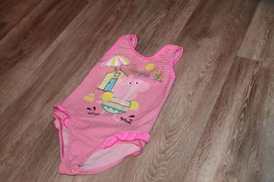Лот: 9628761. Фото: 1. купальник Peppa pig (Свинка Пеппа. Купальники, плавки, шорты для плавания