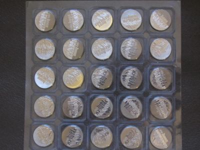 Лот: 4900247. Фото: 1. 25 рублей 2011 Горы 25шт - лист... Сувенирные банкноты, монеты