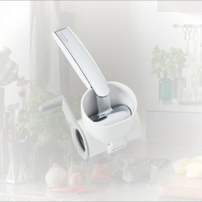 Лот: 24942701. Фото: 1. Терка для сыра Leifheit Comfortline. Кухонные аксессуары