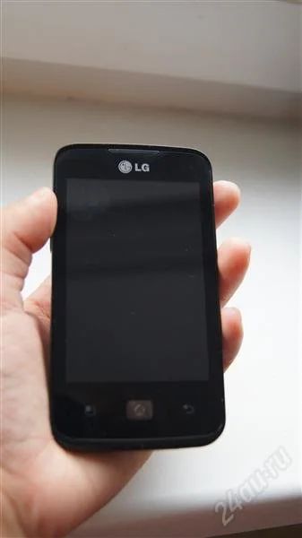 Лот: 1990884. Фото: 1. LG OPTIMUS HUB E510 Black. Смартфоны