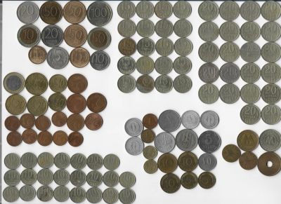 Лот: 20614695. Фото: 1. Коллекция монет и жетонов мира... Наборы монет