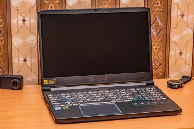 Лот: 16968183. Фото: 1. Новый игровой ноутбук Predator... Ноутбуки