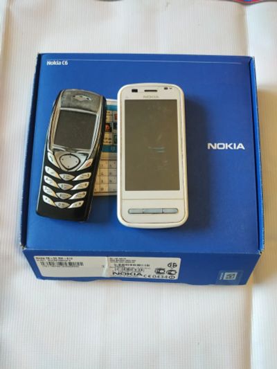 Лот: 20326624. Фото: 1. Телефон Nokia C6. Кнопочные мобильные телефоны