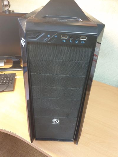 Лот: 19352609. Фото: 1. Корпус thermaltake v5 б/у. Корпуса, блоки питания