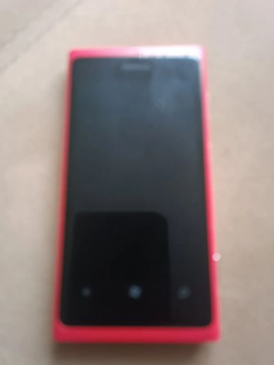Лот: 19607270. Фото: 1. Nokia Lumia 800. Смартфоны