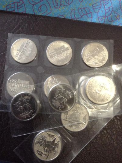Лот: 10963551. Фото: 1. 25 рублей горы лучик факел 3 монеты. Россия после 1991 года