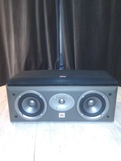 Лот: 15076909. Фото: 1. Центральный канал Jbl ec25. Пассивные акустические системы