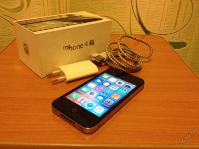 Лот: 6775779. Фото: 1. Iphone 4s телефон. Смартфоны