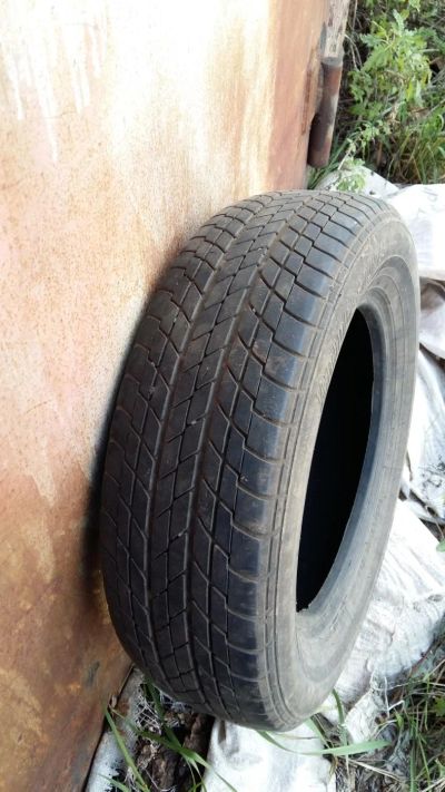 Лот: 6249893. Фото: 1. Автошина продам bridgestone. Шины