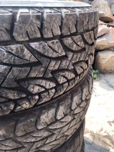 Лот: 14280397. Фото: 1. Bridgestone dueler a/t 245/75... Шины