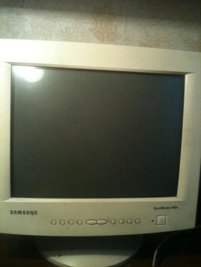 Лот: 4084364. Фото: 1. Монитор Samsung SyncMaster 550s. ЭЛТ-мониторы
