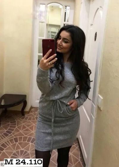 Лот: 25899486. Фото: 1. Серое платье ангора с бусинами... Платья