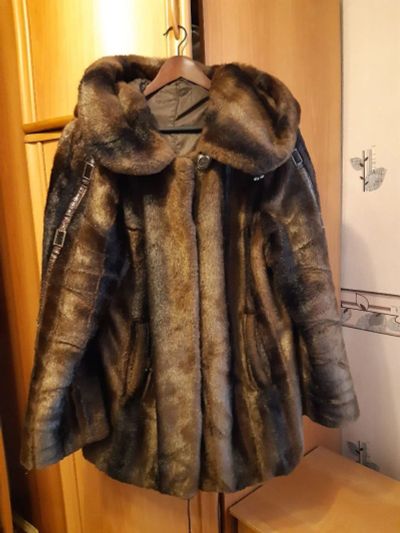 Лот: 17437925. Фото: 1. Полушубок из искусственного меха. Верхняя одежда