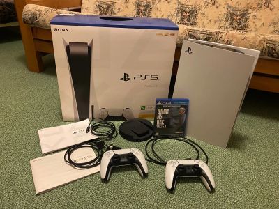 Лот: 24689231. Фото: 1. Sony playstation 5 ps5 с дисководом. Игровые приставки, консоли
