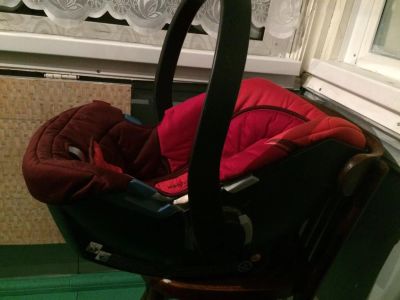 Лот: 9009077. Фото: 1. Автолюлька Cybex Aton chilli pepper... Детские автокресла