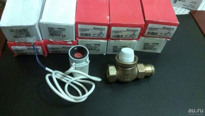 Лот: 8644525. Фото: 1. Honeywell V2050DH020 термоклапан... Другое (сантехника, водопровод)