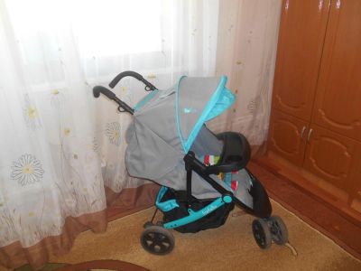 Лот: 7492956. Фото: 1. Коляска прогулочная. Коляски
