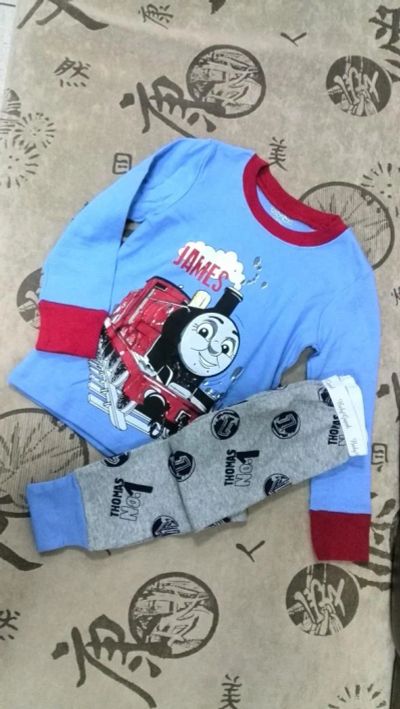 Лот: 8051434. Фото: 1. пижама GAP поровозик Томас на... Одежда для дома