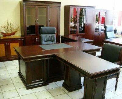 Лот: 1698330. Фото: 1. стол директора. Другое (офисная мебель и домашние кабинеты)