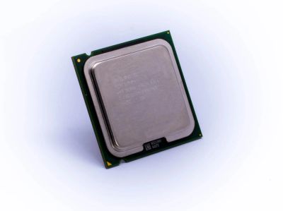 Лот: 10913995. Фото: 1. Процессор Intel Pentium 4 640... Процессоры