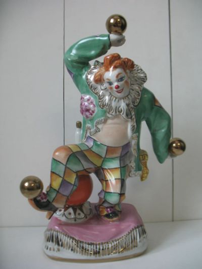 Лот: 14916088. Фото: 1. Клоун с шарами Цирк Орлов С.М... Фарфор, керамика