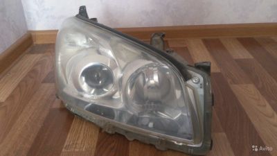 Лот: 12366889. Фото: 1. Фара правая RAV4 оригинал. Оптика и освещение