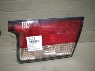 Лот: 21410380. Фото: 1. вставка багажника Nissan Sunny... Двигатель и элементы двигателя