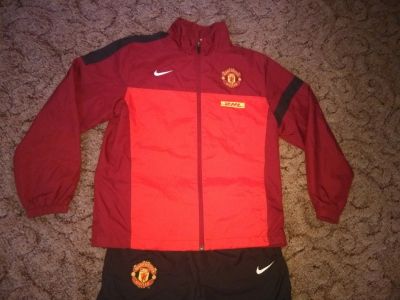 Лот: 14411676. Фото: 1. Спортивный костюм NIKE рост 147-158... Костюмы, пиджаки, комбинезоны