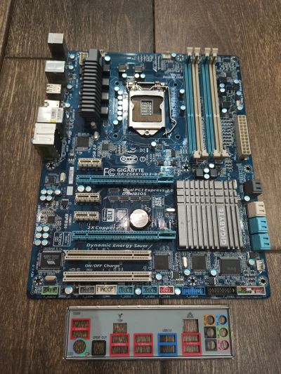 Лот: 15808972. Фото: 1. Материнская плата Gigabyte LGA1155... Материнские платы