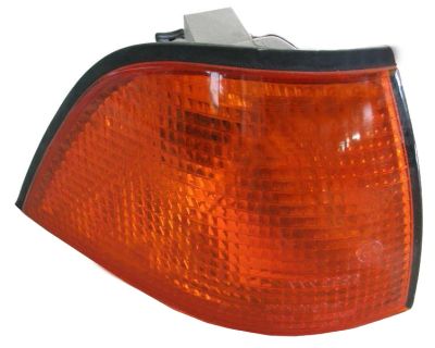 Лот: 7383783. Фото: 1. Габарит Прав. Bmw 3-Series (3... Оптика и освещение