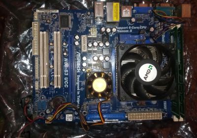 Лот: 20342190. Фото: 1. Asrock N68-S3 UCC + Athlon 240... Комплекты запчастей