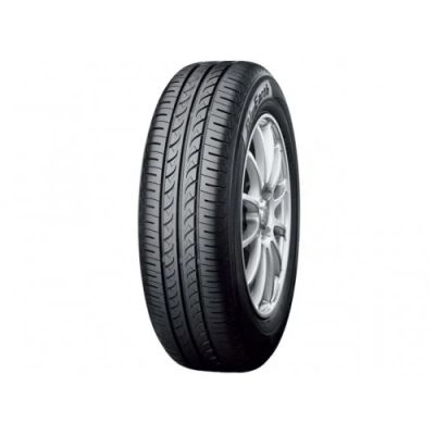 Лот: 3902746. Фото: 1. Шины R16 205/55 Yokohama BluEarth... Шины