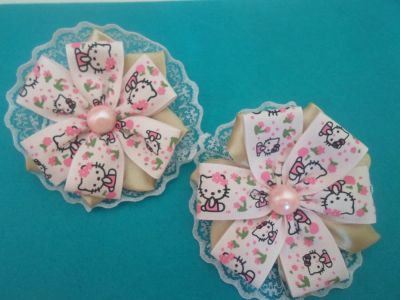 Лот: 7653005. Фото: 1. Банты (резиночки) китти 2. Цветы из ткани