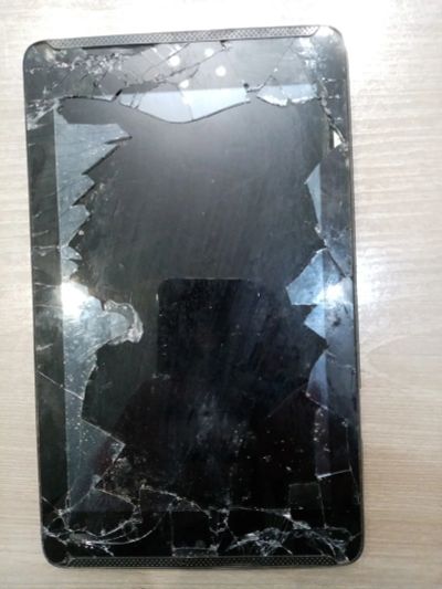 Лот: 17118688. Фото: 1. Планшет ASUS Fonepad 7 ME372CG... Планшеты