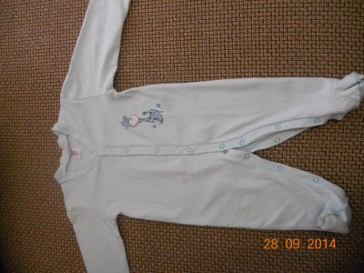 Лот: 4557216. Фото: 1. Комбинезон с жирафом. Костюмы, пиджаки, комбинезоны