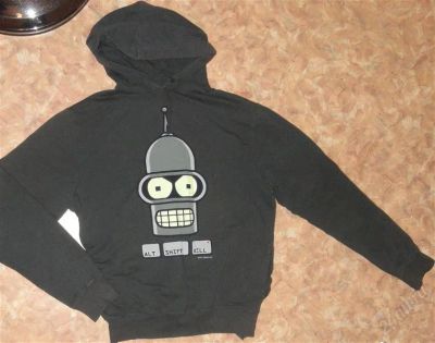 Лот: 2055907. Фото: 1. срочно продам толстовку Pull and... Свитеры, толстовки, худи