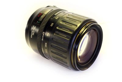 Лот: 8385650. Фото: 1. Canon Zoom Lens EF 35-135mm f4-5... Объективы
