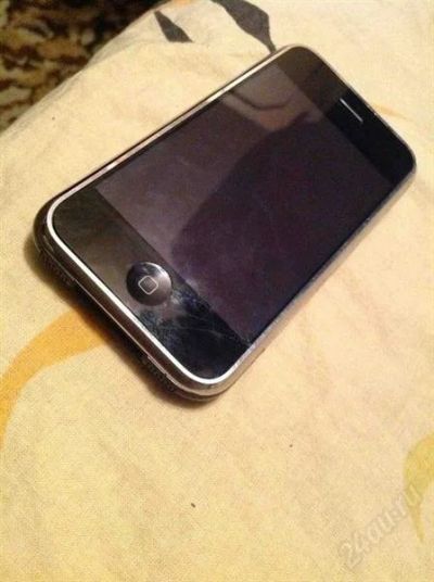 Лот: 2424742. Фото: 1. Айфон 2г оригинал 8gb / Iphone... Смартфоны