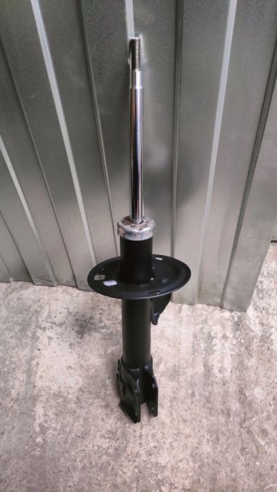Лот: 19831386. Фото: 1. Стойка J094314146 Toyota Vitz... Ходовая, подвеска, рулевое управление