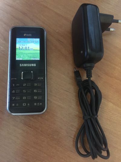 Лот: 11906127. Фото: 1. Телефон Samsung GT-E1182 Duos... Кнопочные мобильные телефоны