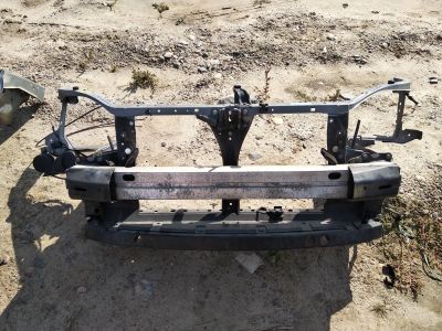 Лот: 12085866. Фото: 1. Рамка радиатора Subaru Legacy... Другое (автозапчасти)