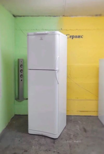 Лот: 18060455. Фото: 1. Холодильник Indesit no frost с... Холодильники, морозильные камеры